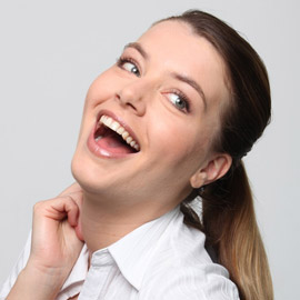 ملیکا عزیزی